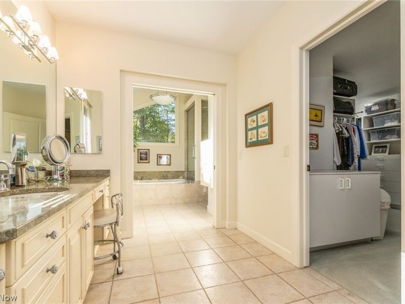 29249 Orangewood Drive, Orange, OH 44122 Photo 28