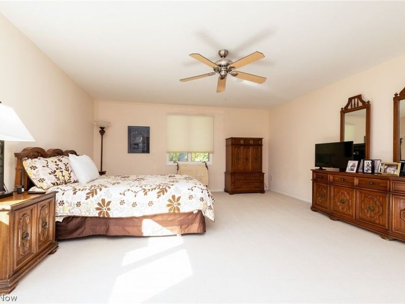 29249 Orangewood Drive, Orange, OH 44122 Photo 31