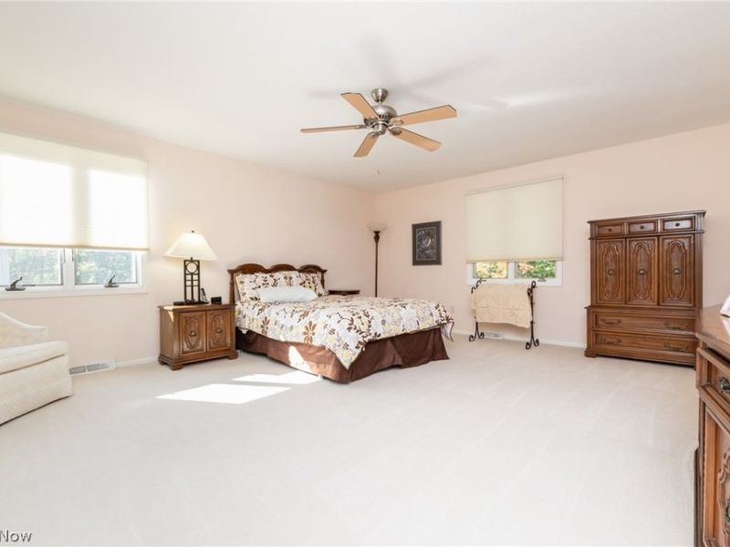 29249 Orangewood Drive, Orange, OH 44122 Photo 32