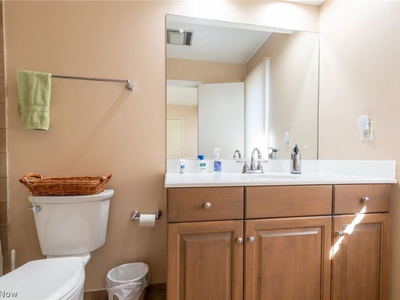 29249 Orangewood Drive, Orange, OH 44122 Photo 34