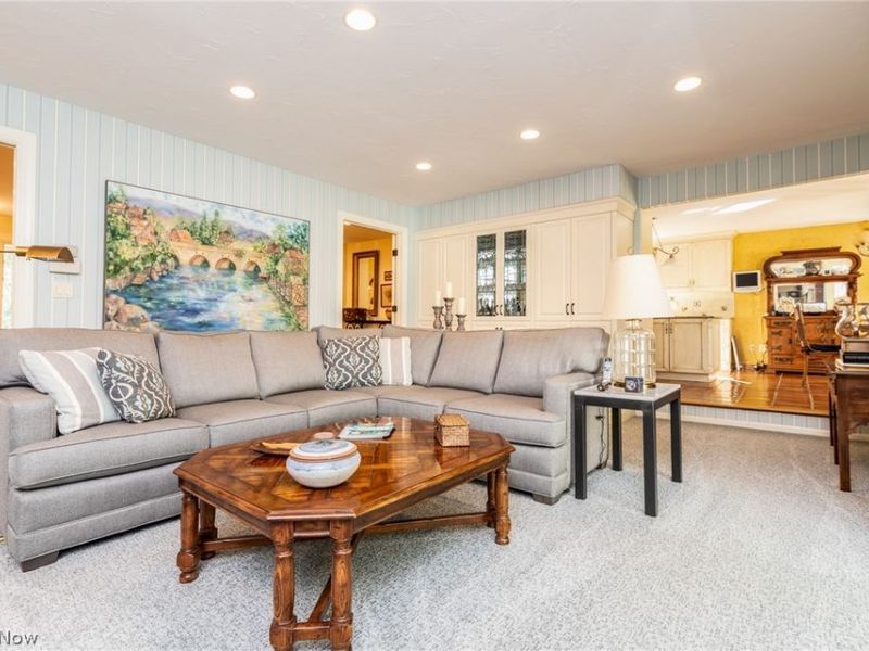 29249 Orangewood Drive, Orange, OH 44122 Photo 8