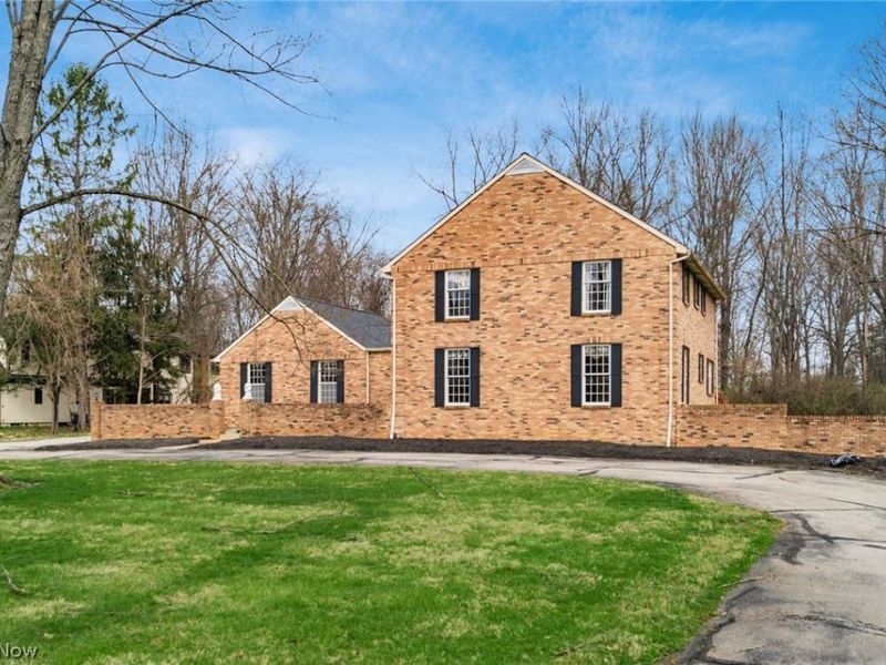 5180 Etna Road, Columbus, OH 43213 Photo 2