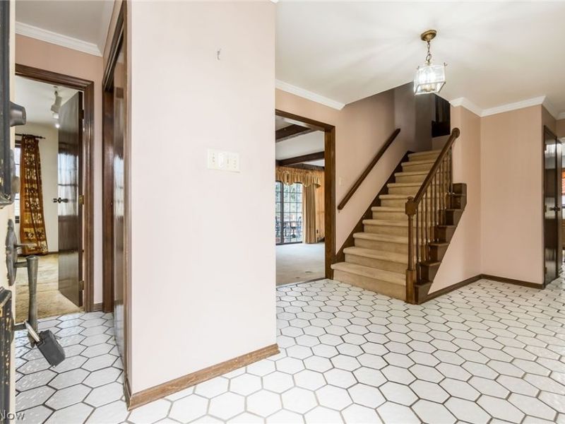 5180 Etna Road, Columbus, OH 43213 Photo 5