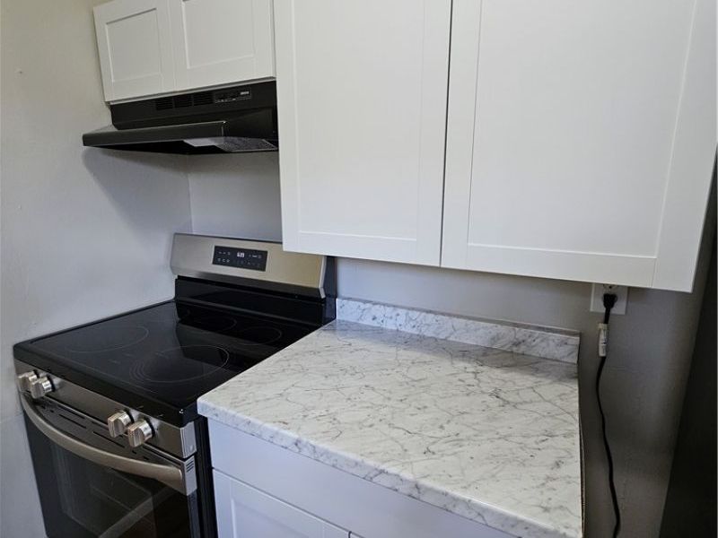 1859 Sheffield Drive, Akron, OH 44320 Photo 12