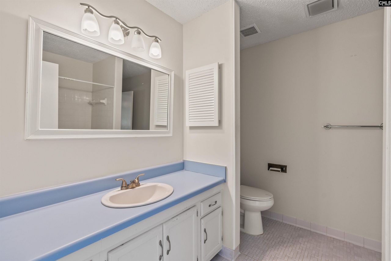 311 Dryden Lane  Photo 16