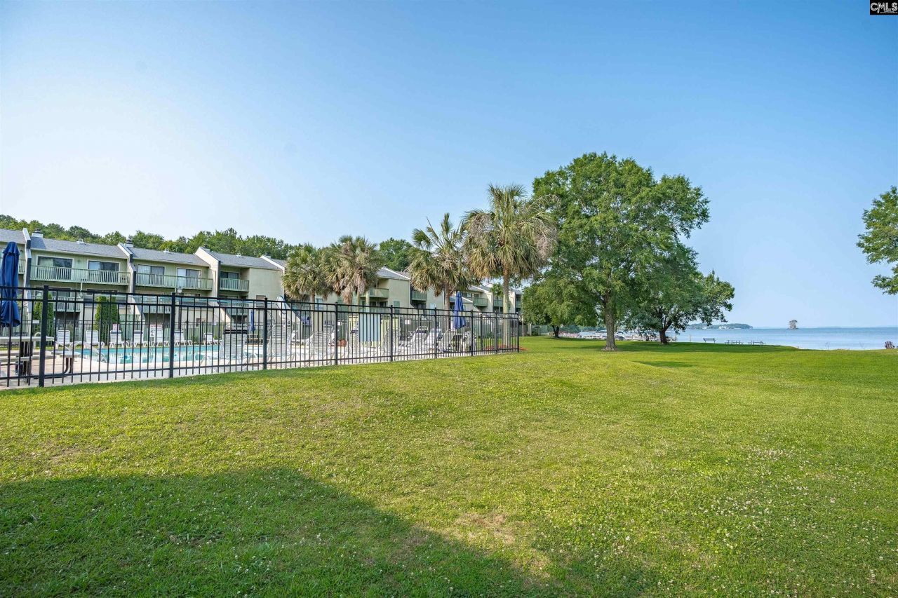 311 Dryden Lane  Photo 32