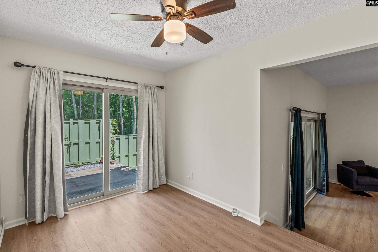 311 Dryden Lane  Photo 7