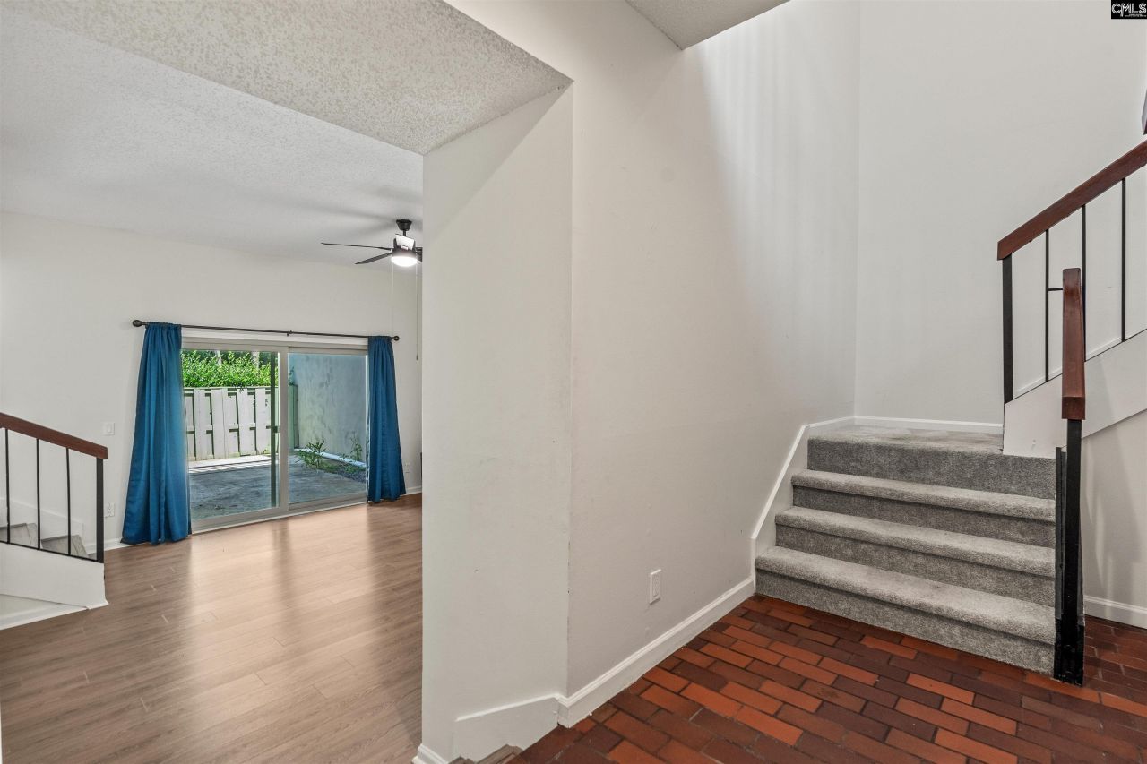 311 Dryden Lane  Photo 9