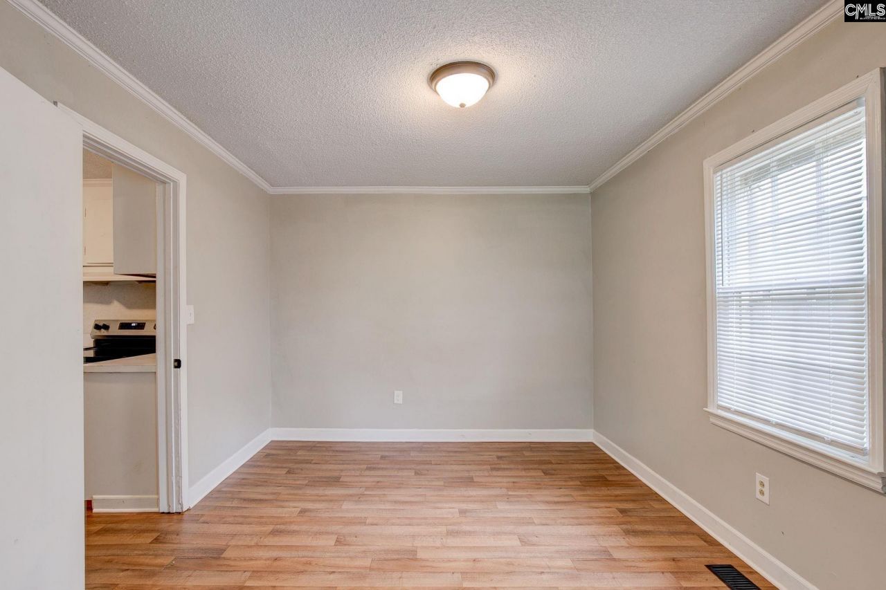 998 S Main Street Photo 12