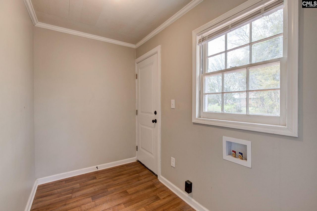 998 S Main Street Photo 21