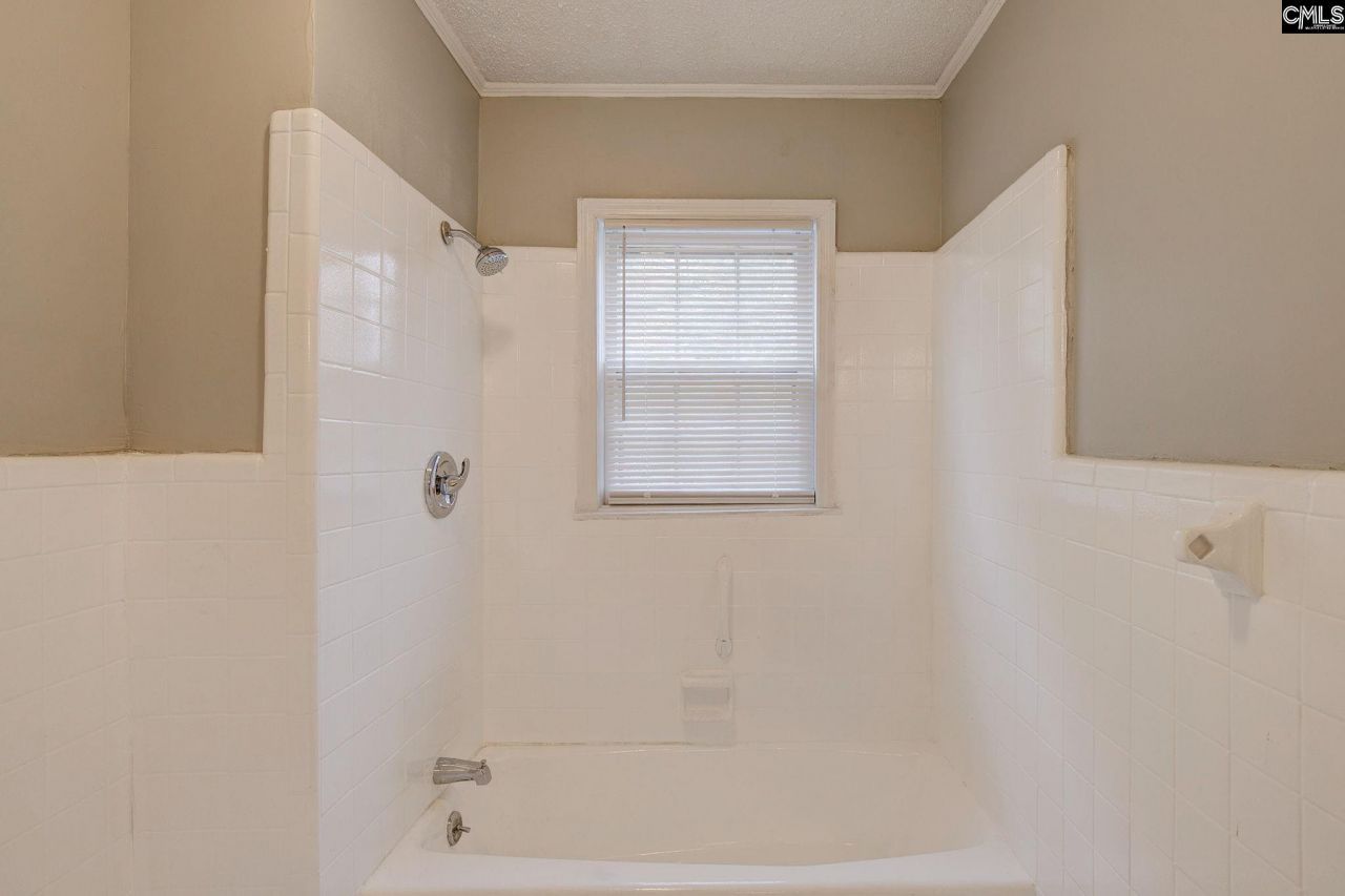 998 S Main Street Photo 34