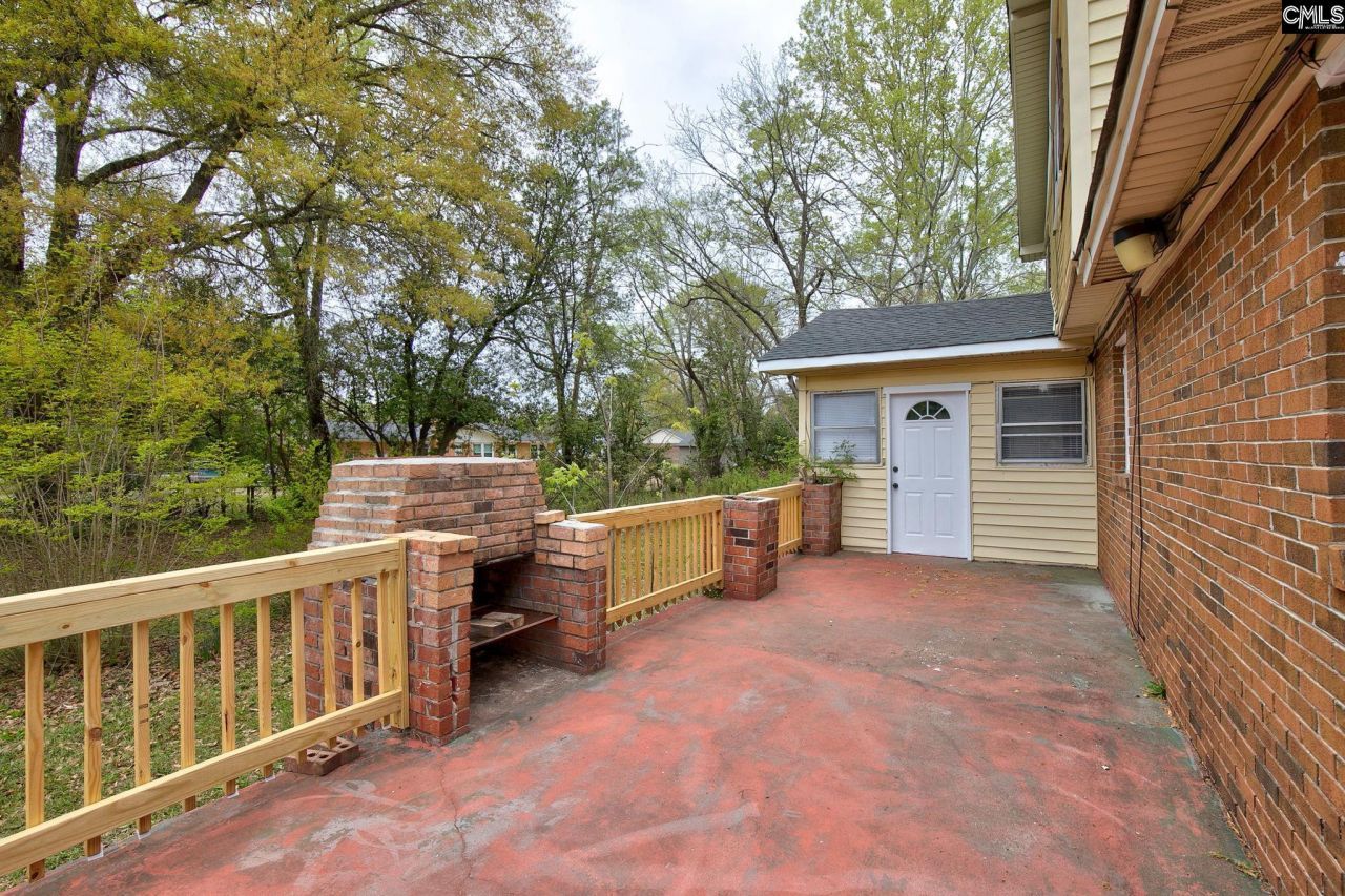 998 S Main Street Photo 40