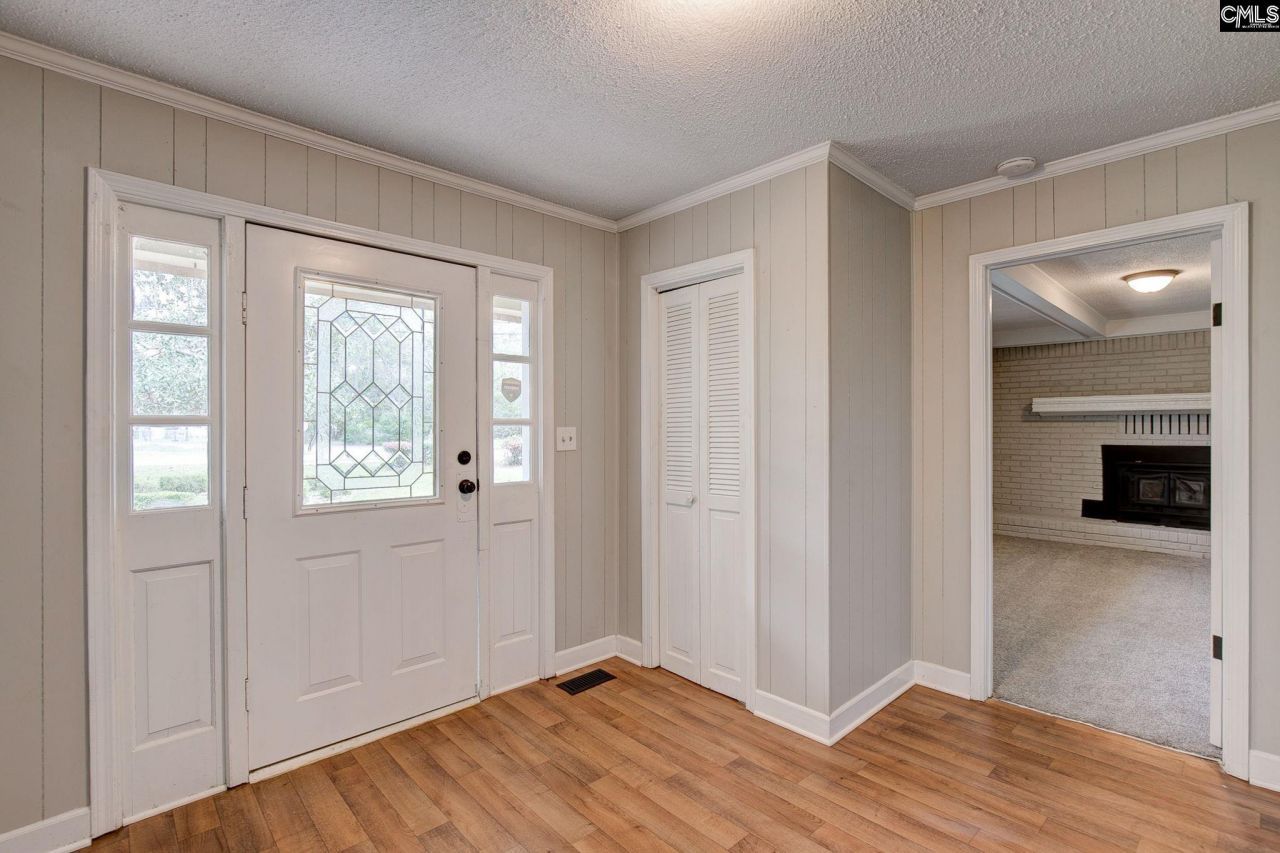 998 S Main Street Photo 7