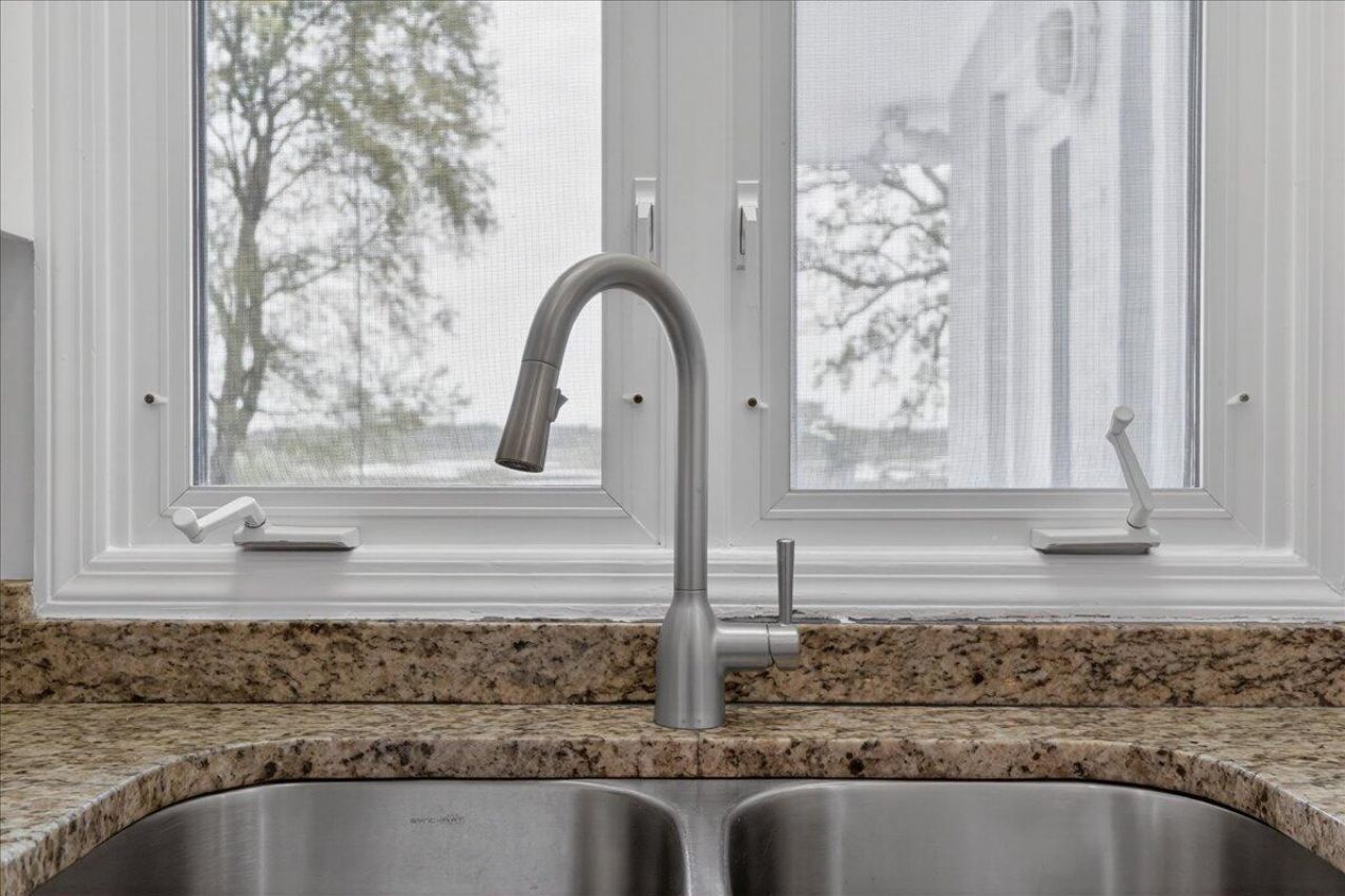 1568 Oak Island Drive Photo 13