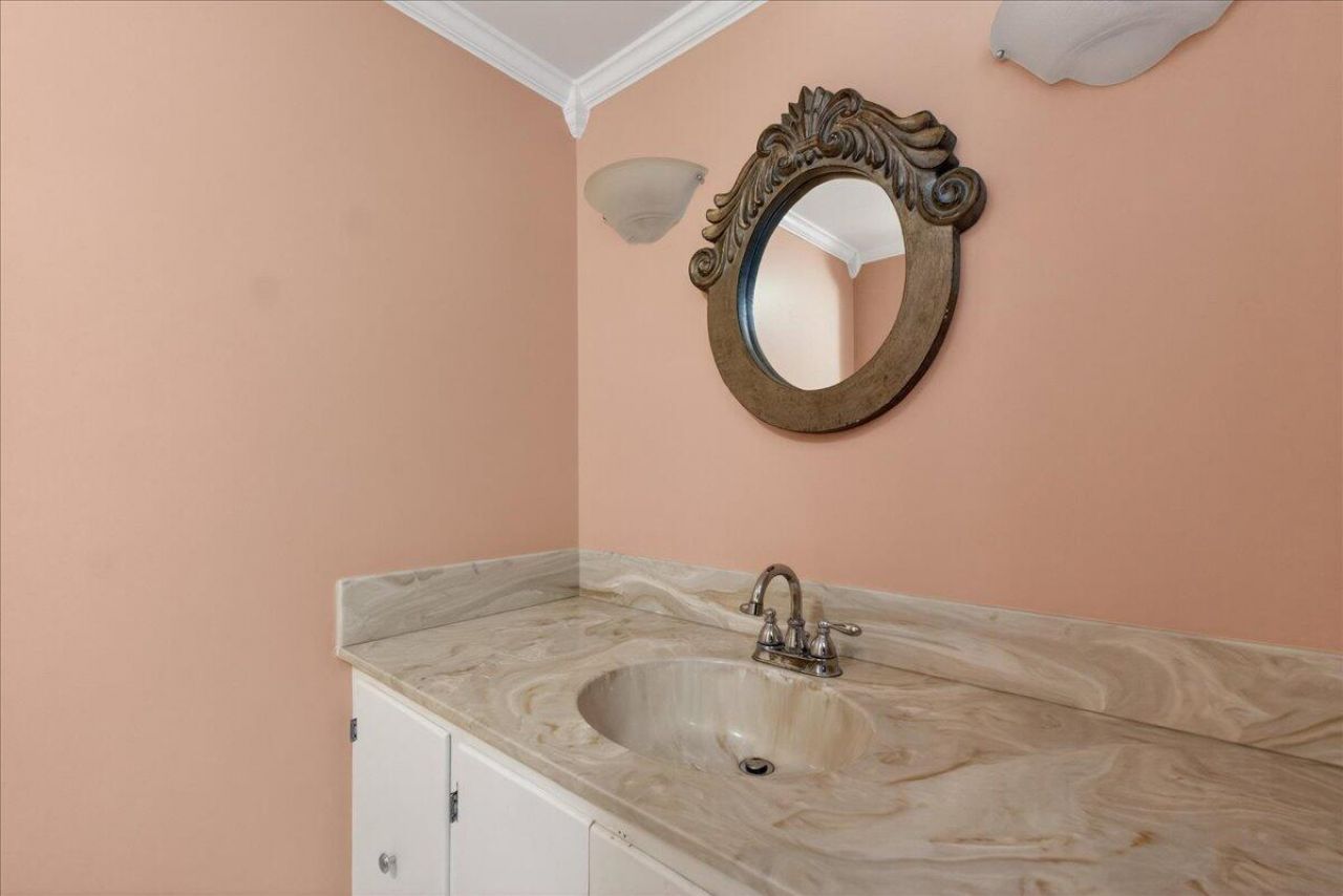 1568 Oak Island Drive Photo 15