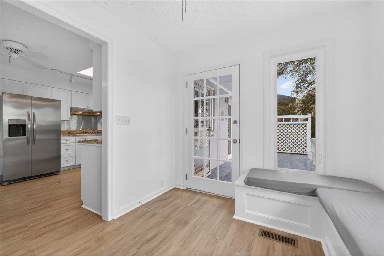 1568 Oak Island Drive Photo 20