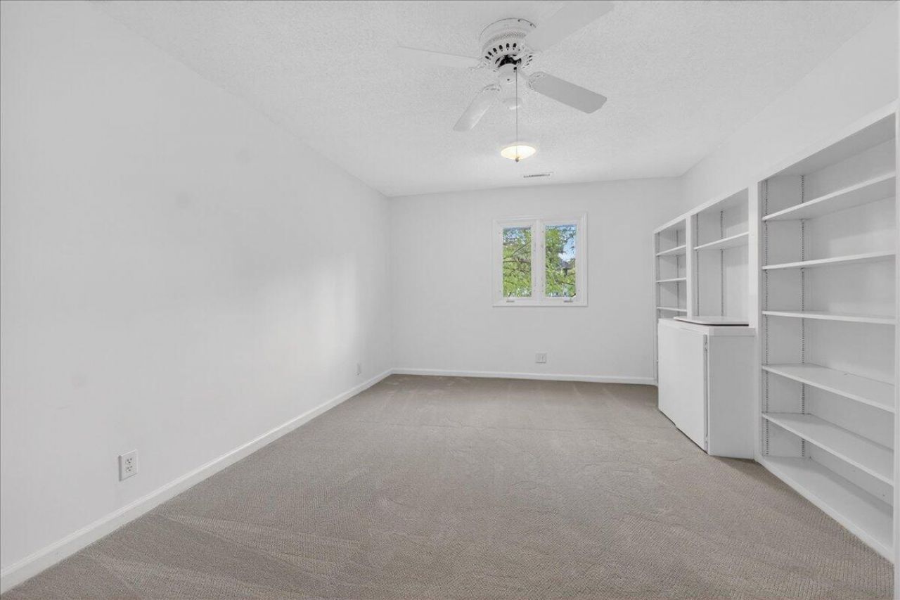 1568 Oak Island Drive Photo 25