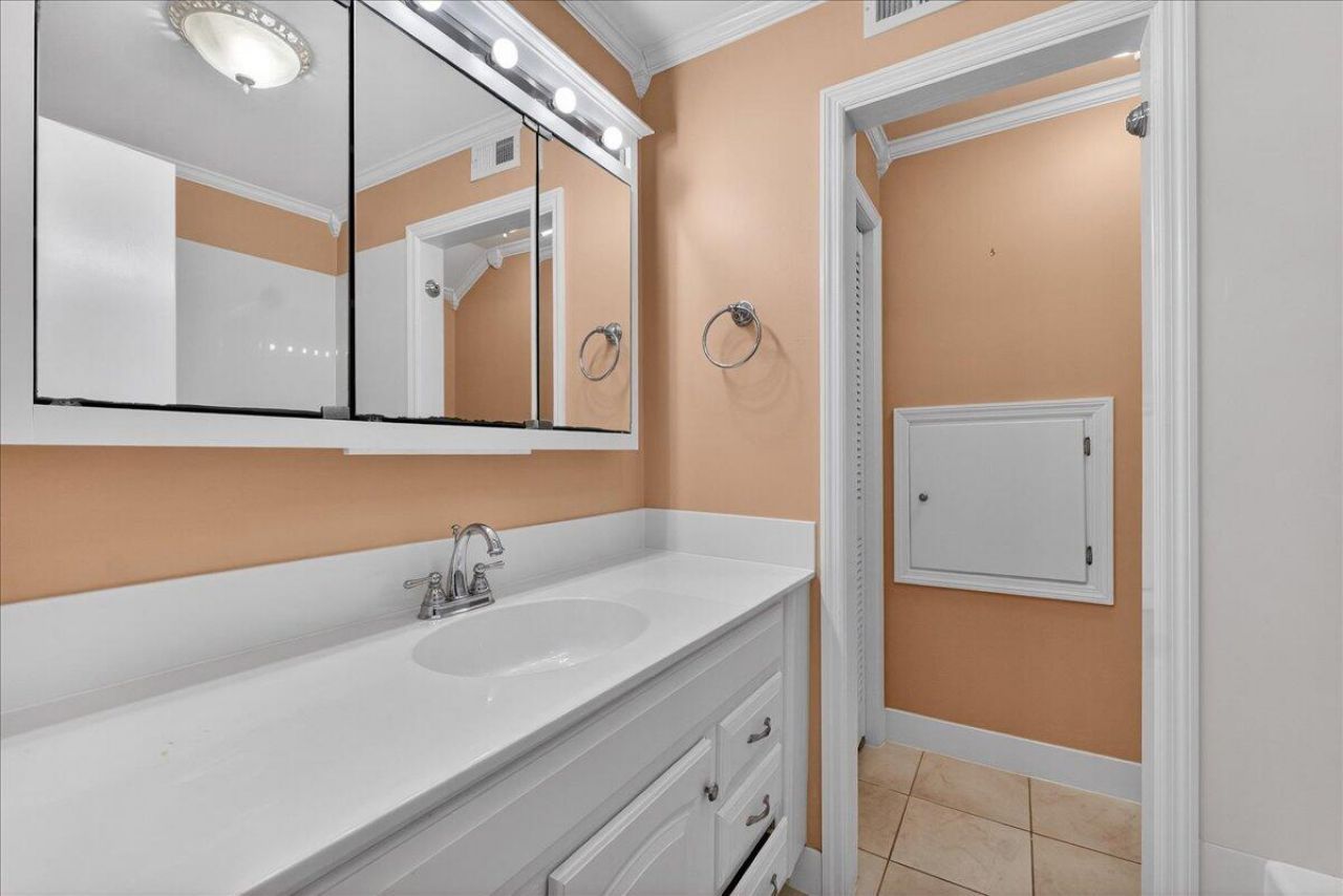 1568 Oak Island Drive Photo 26