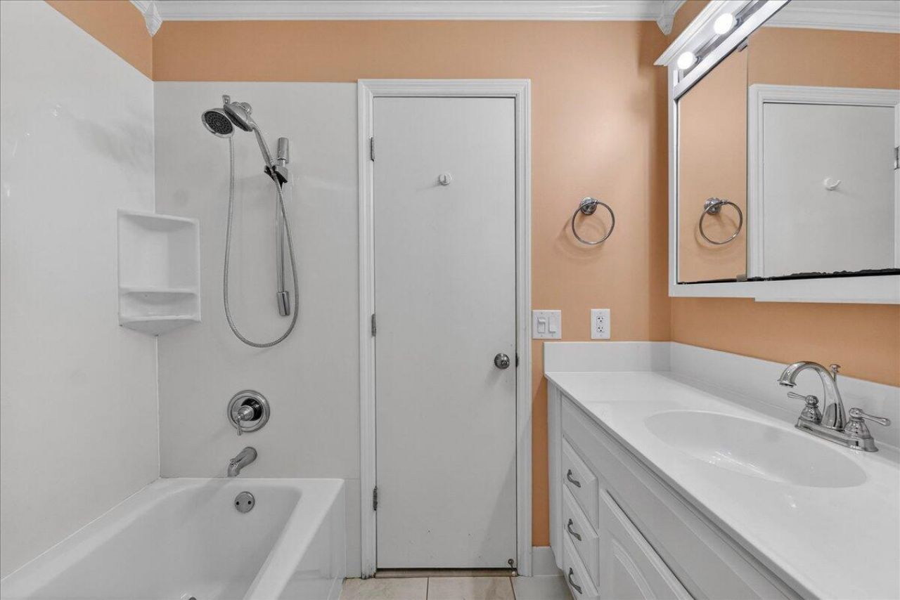 1568 Oak Island Drive Photo 27