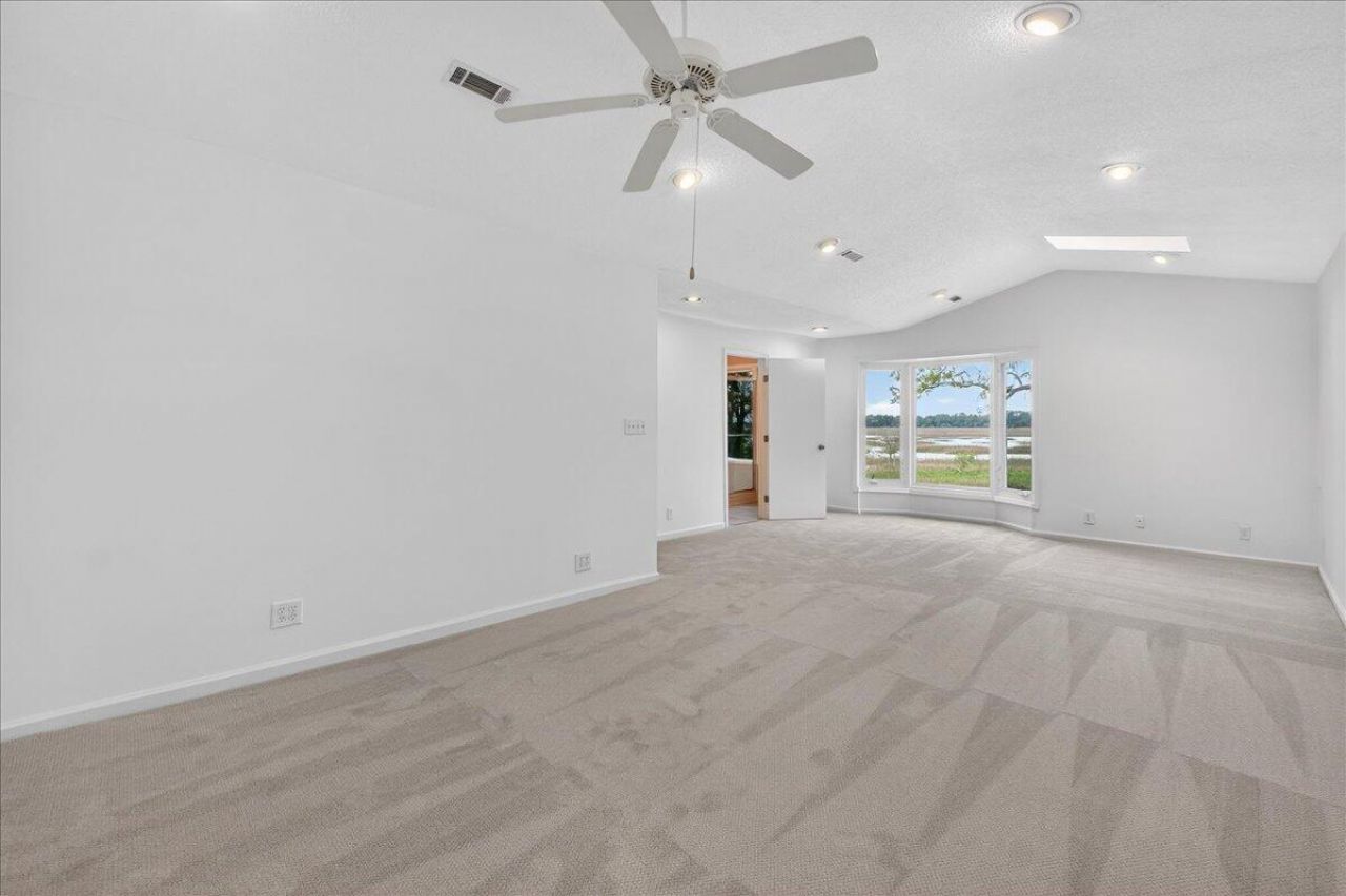 1568 Oak Island Drive Photo 28