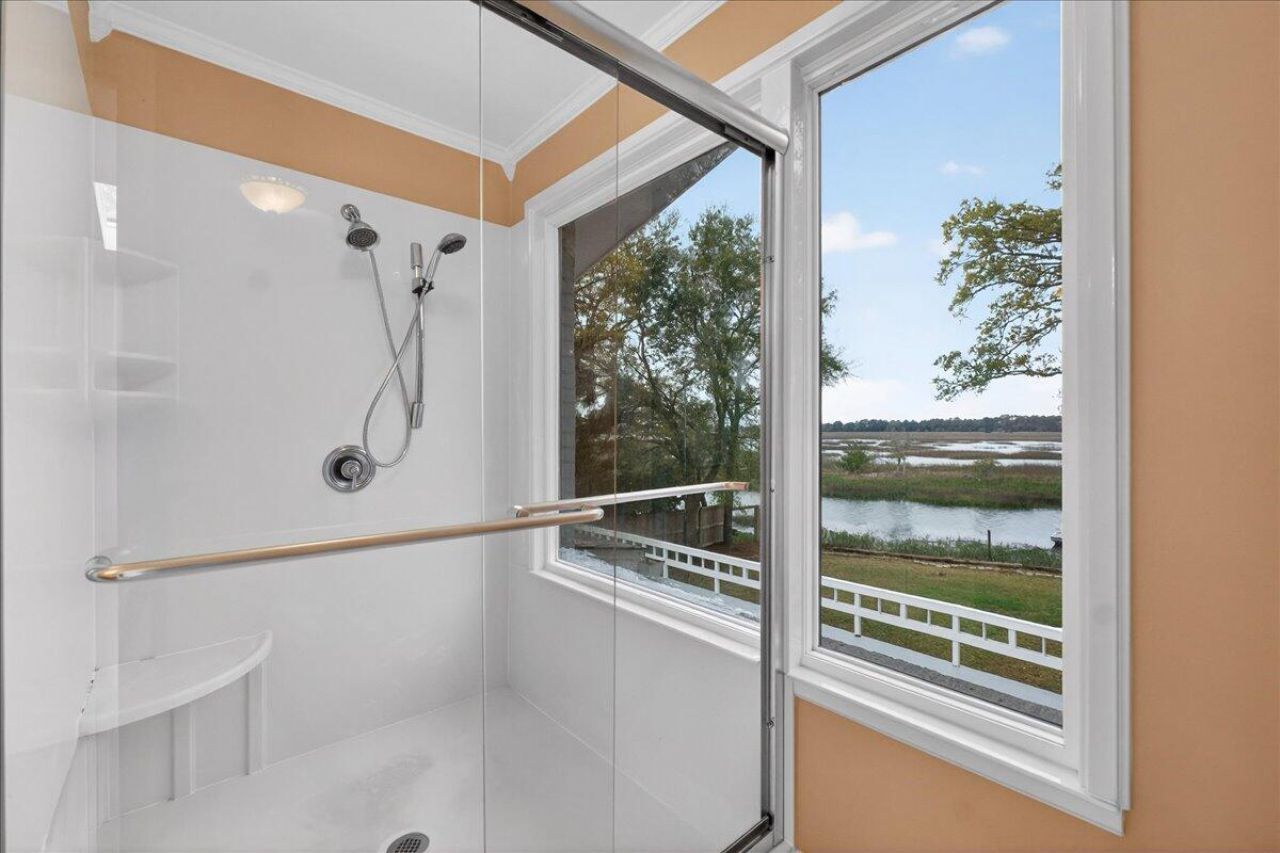 1568 Oak Island Drive Photo 30