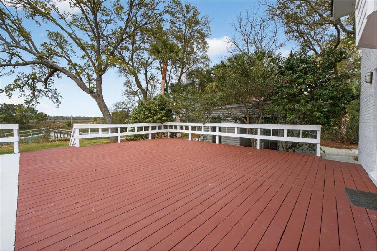 1568 Oak Island Drive Photo 34