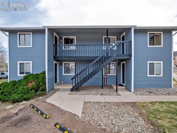 6935 Peyote Way, Colorado Springs, CO 80919