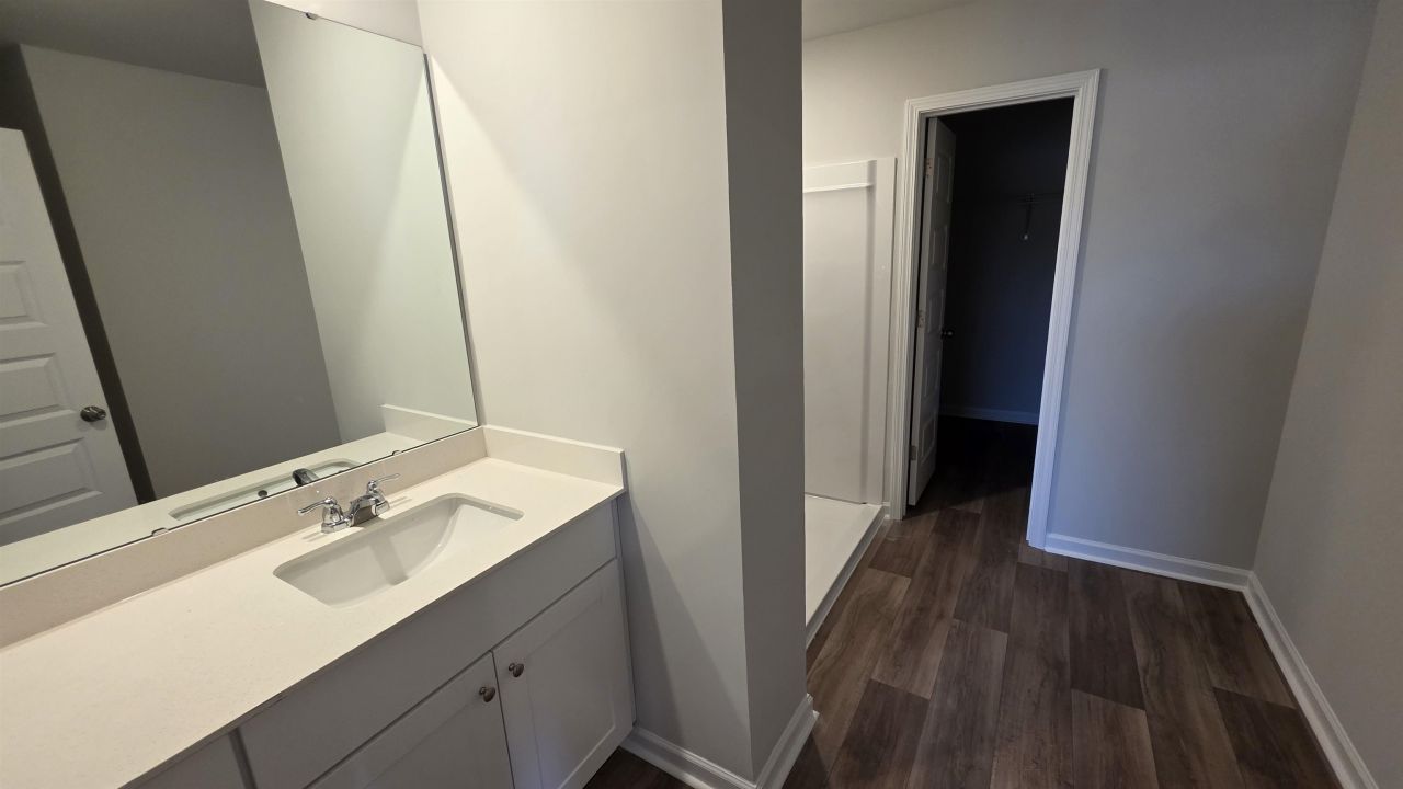 137 Indigo Grove Dr Photo 6