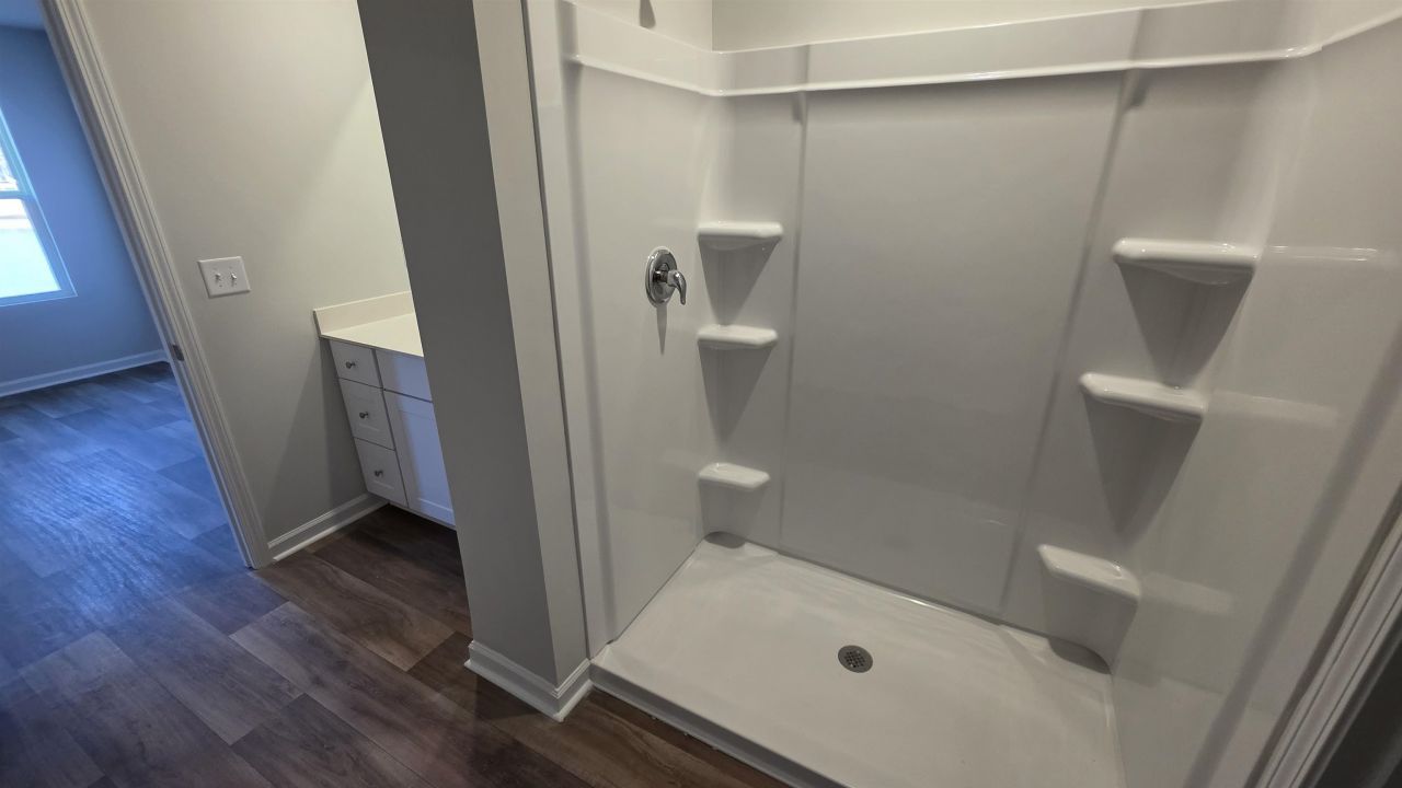 137 Indigo Grove Dr Photo 8