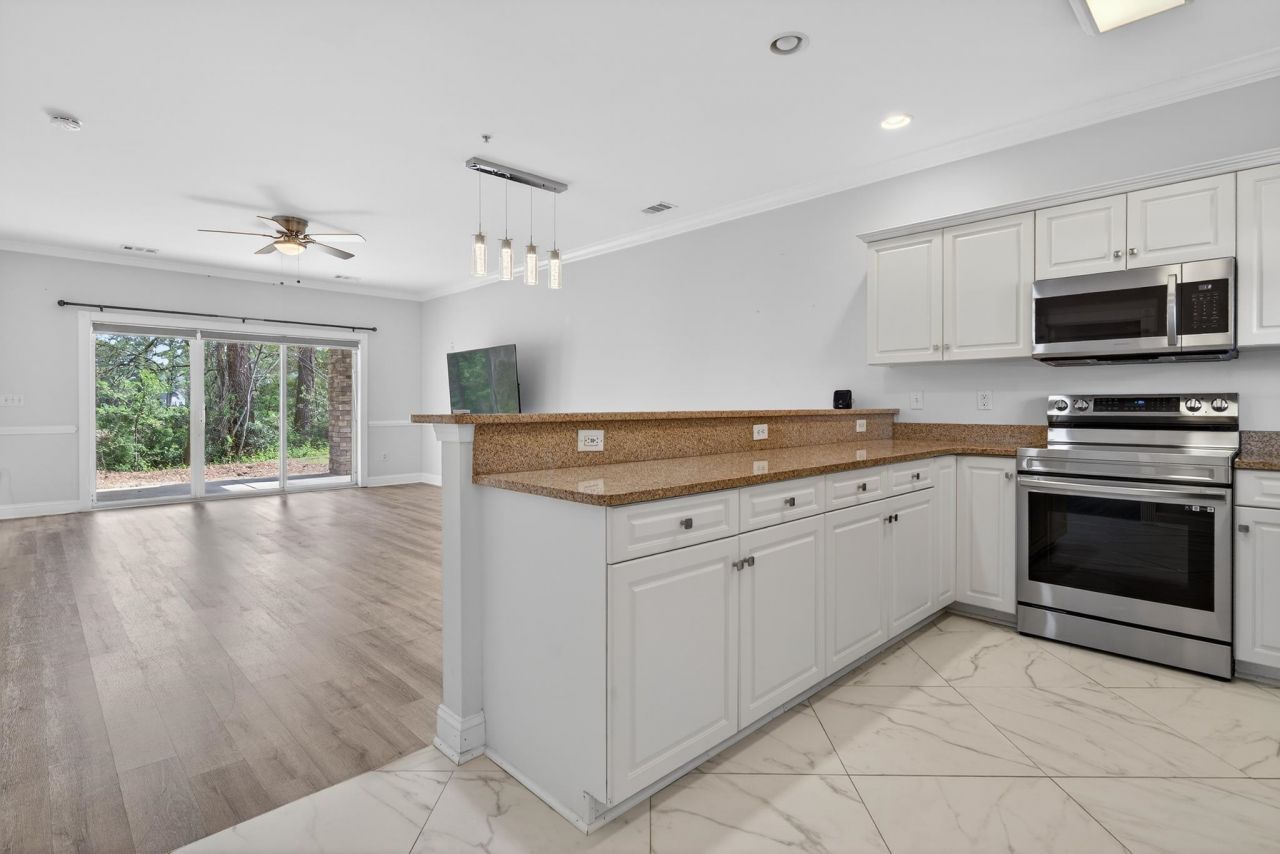 109 South Shore Blvd. Photo 10