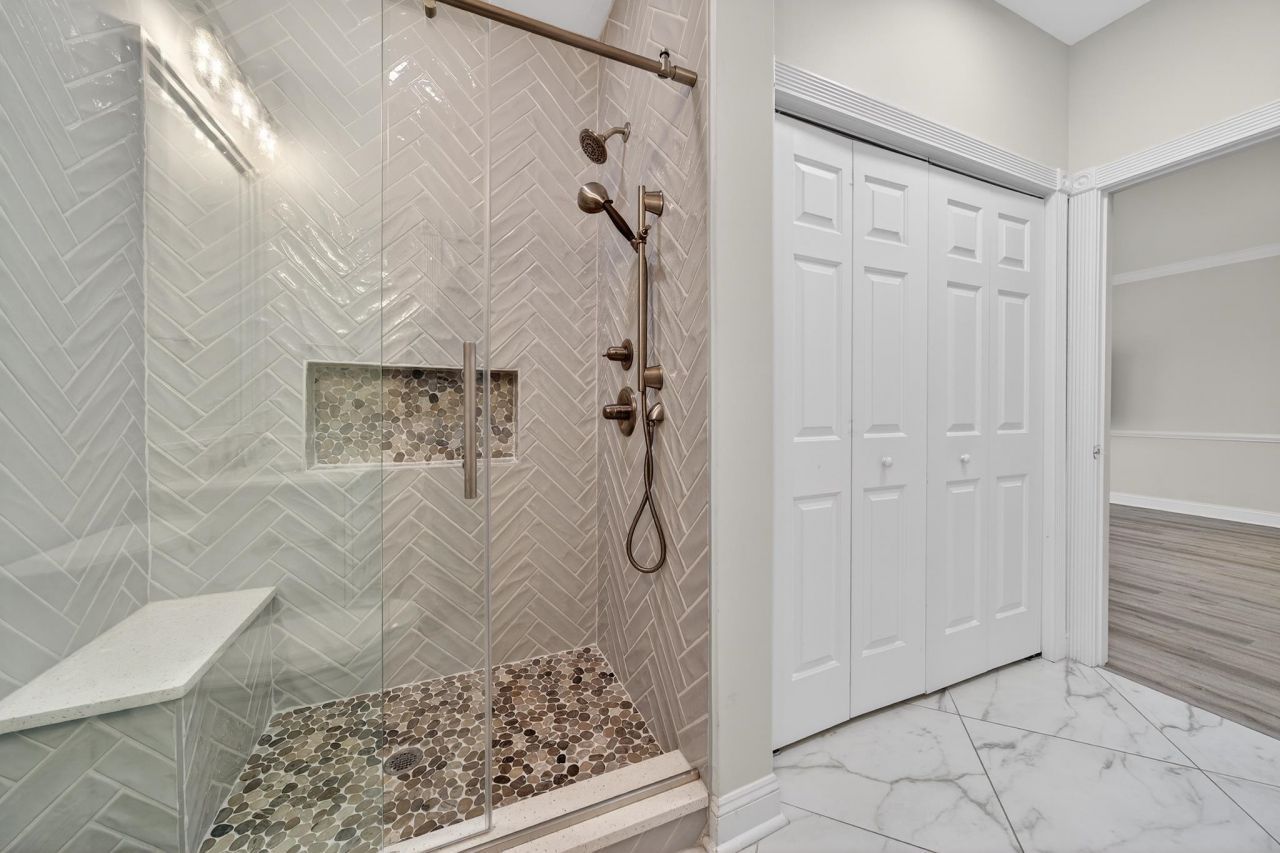 109 South Shore Blvd. Photo 13