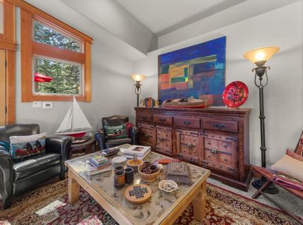 962 Modesto Avenue, South Lake Tahoe, CA 96150 Photo