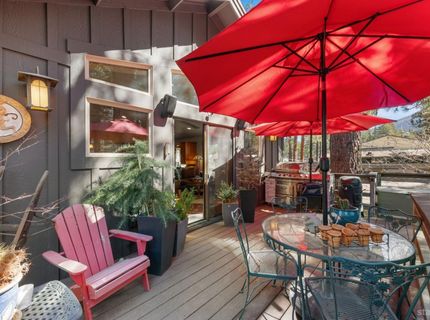 962 Modesto Avenue, South Lake Tahoe, CA 96150 Photo