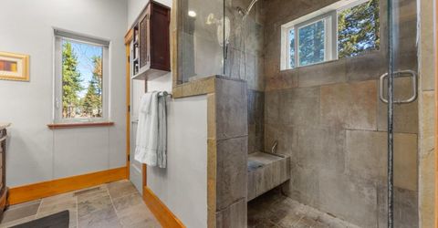 962 Modesto Avenue, South Lake Tahoe, CA 96150 Photo