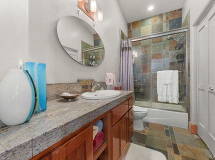 962 Modesto Avenue, South Lake Tahoe, CA 96150 Photo