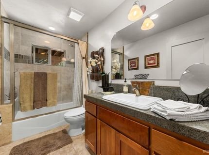 962 Modesto Avenue, South Lake Tahoe, CA 96150 Photo