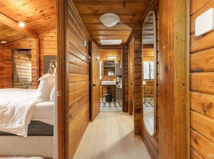 861 Gardner Street, South Lake Tahoe, CA 96150 Photo