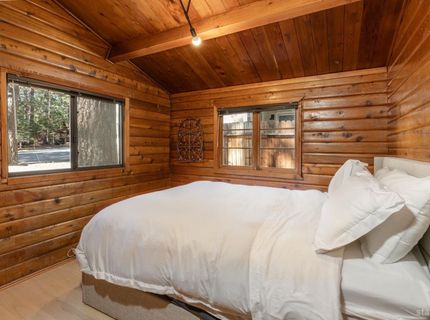 861 Gardner Street, South Lake Tahoe, CA 96150 Photo