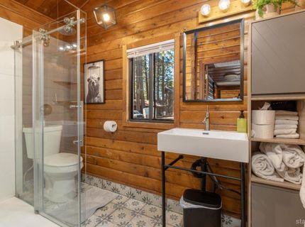 861 Gardner Street, South Lake Tahoe, CA 96150 Photo