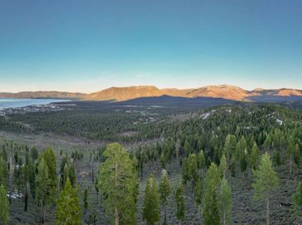 861 Gardner Street, South Lake Tahoe, CA 96150 Photo