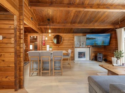 861 Gardner Street, South Lake Tahoe, CA 96150 Photo