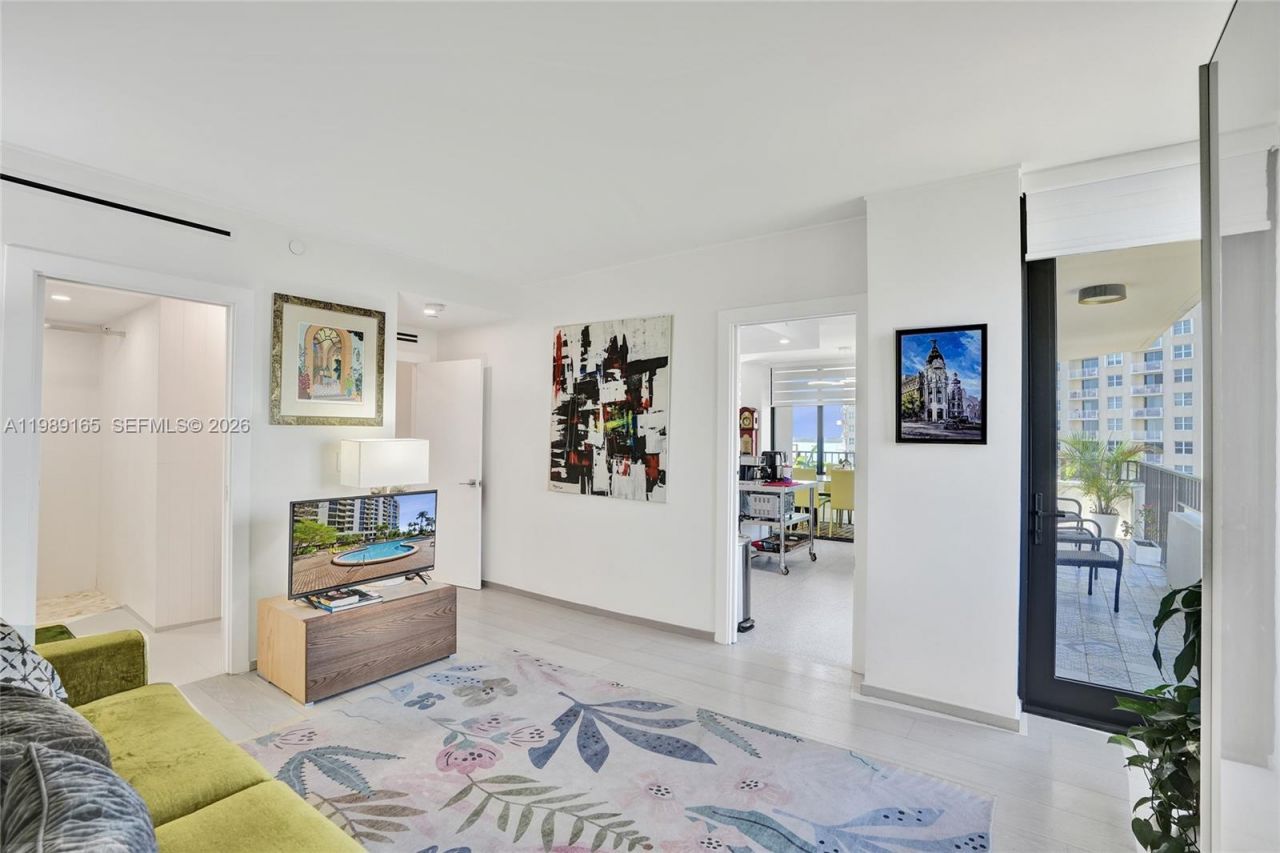 520 Brickell Key Dr , Unit A1015, Miami, FL 33131 Photo