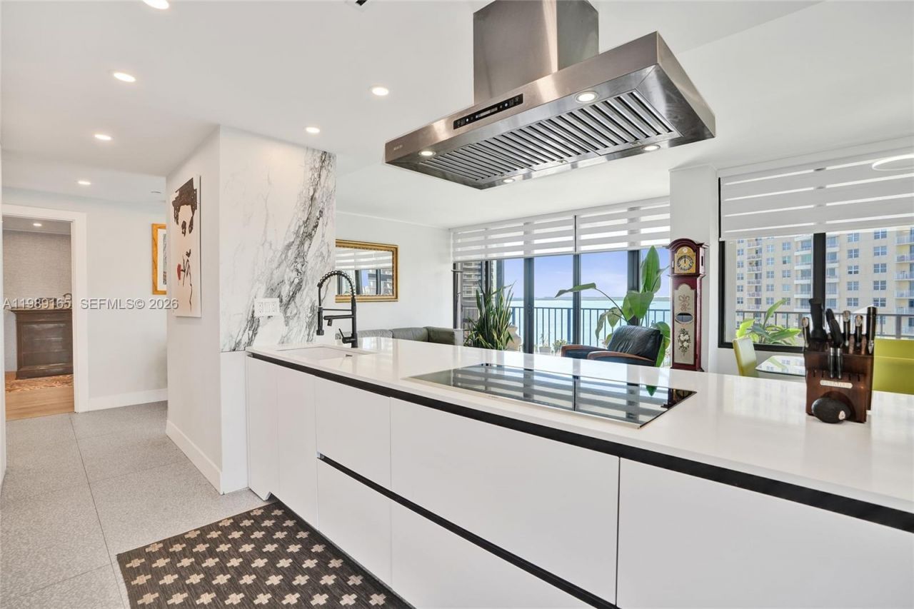 520 Brickell Key Dr , Unit A1015, Miami, FL 33131 Photo