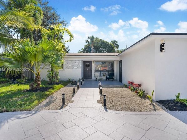 1000 SW 32nd St , Fort Lauderdale, FL 33315