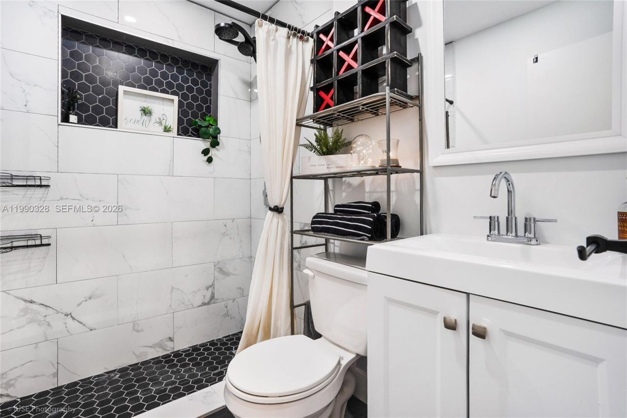 1000 SW 32nd St , Fort Lauderdale, FL 33315 Photo