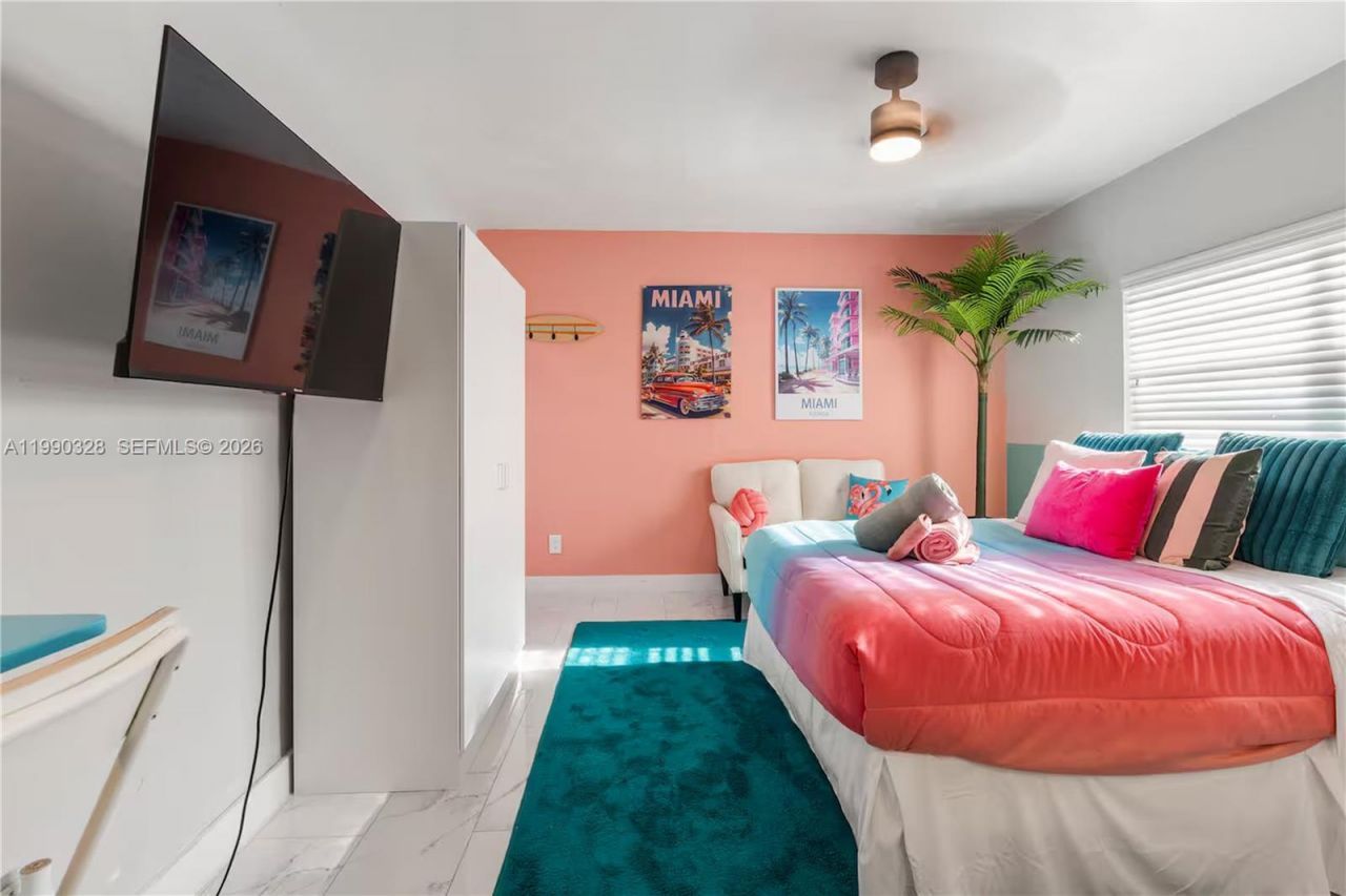 1000 SW 32nd St , Fort Lauderdale, FL 33315 Photo