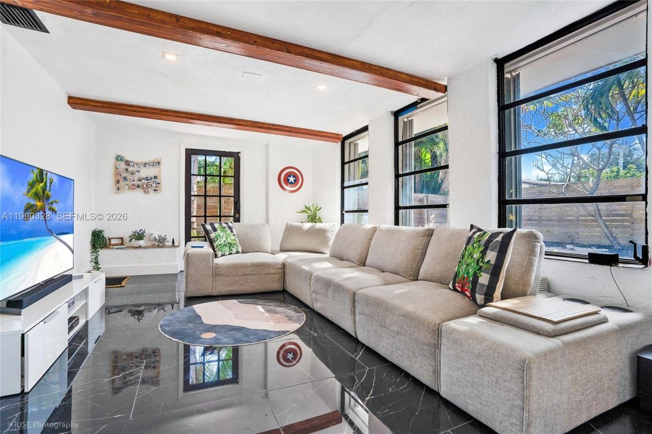 1000 SW 32nd St , Fort Lauderdale, FL 33315 Photo