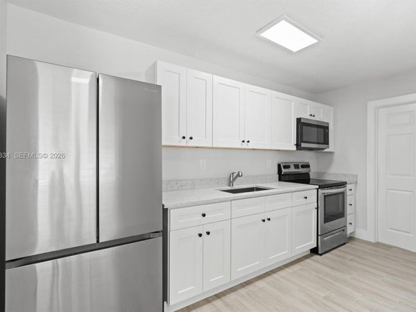 812 32nd St , West Palm Beach, FL 33407