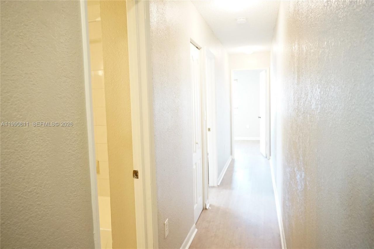 331 NW 82nd Avenue, Unit 1303, Miami, FL 33126 Photo