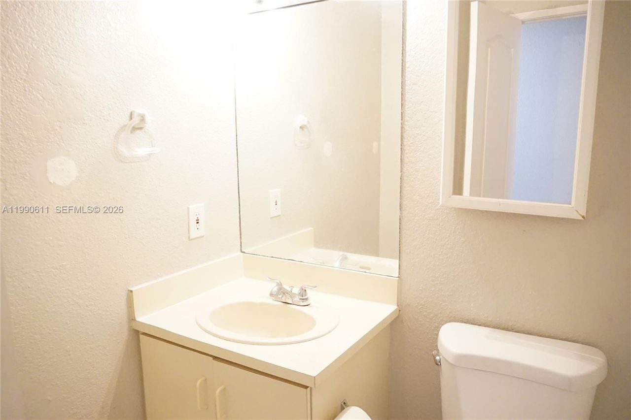 331 NW 82nd Avenue, Unit 1303, Miami, FL 33126 Photo